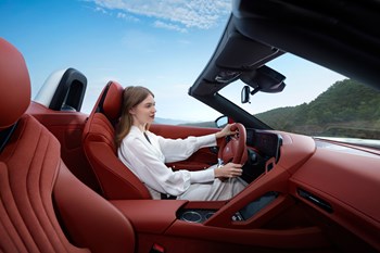 Mg Cyberster Driving (1)