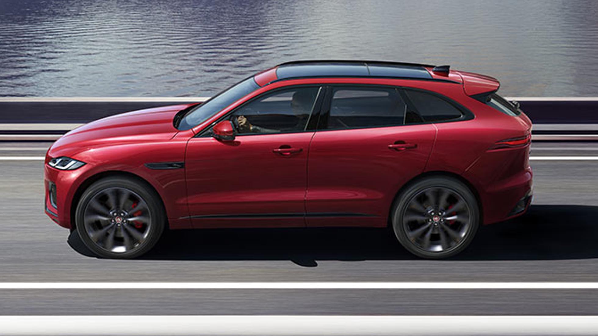 Jaguar F Pace Milano esterni