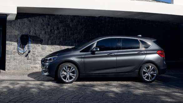 BMW Serie 2 Active Tourer Plug In Hybrid Bergamo Lecco Sondrio esterni 3