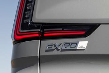 332688 Volvo EX90 Vapour Grey Exterior