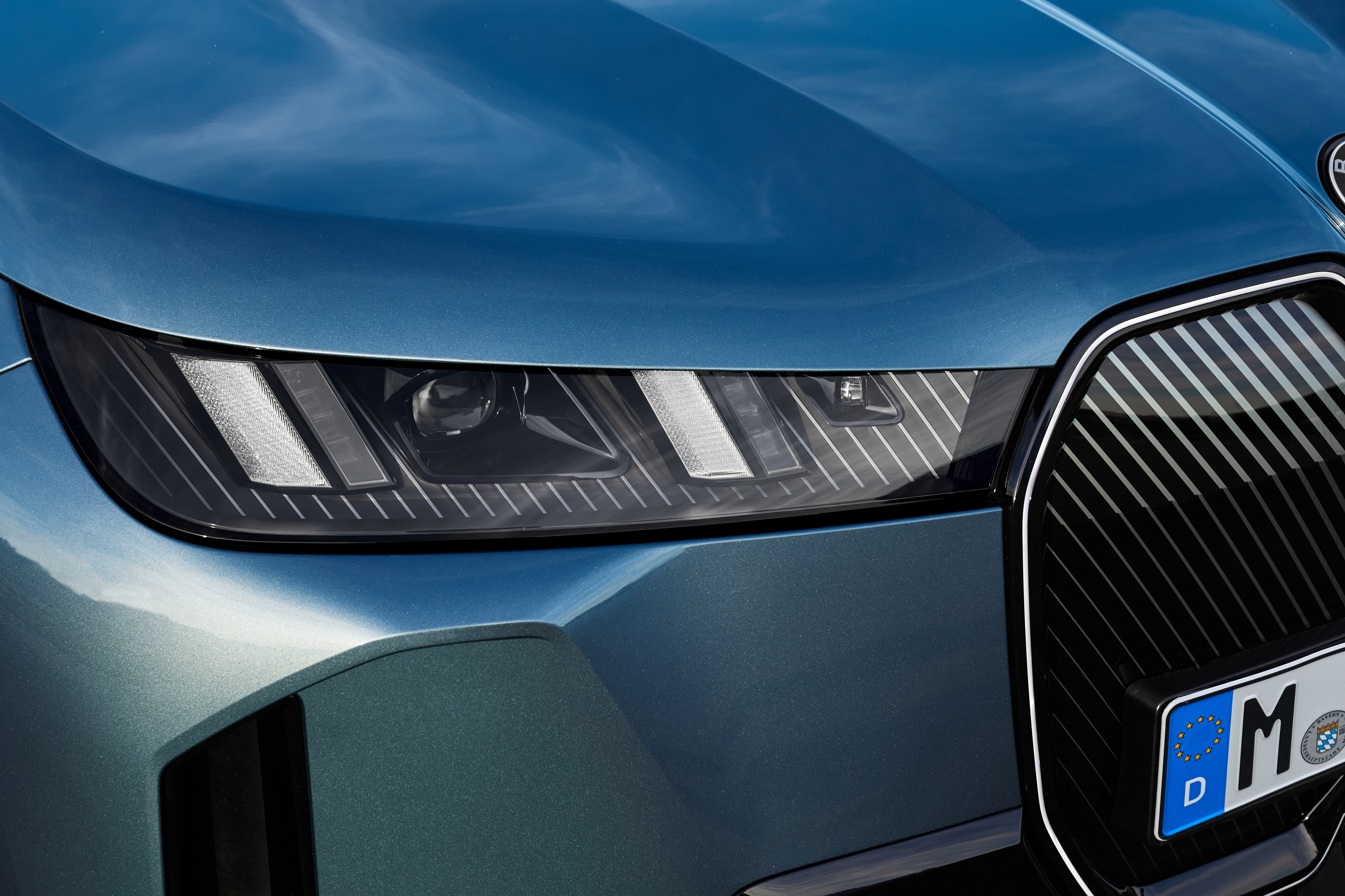 P90585169 Highres The New Bmw Ix Xdriv
