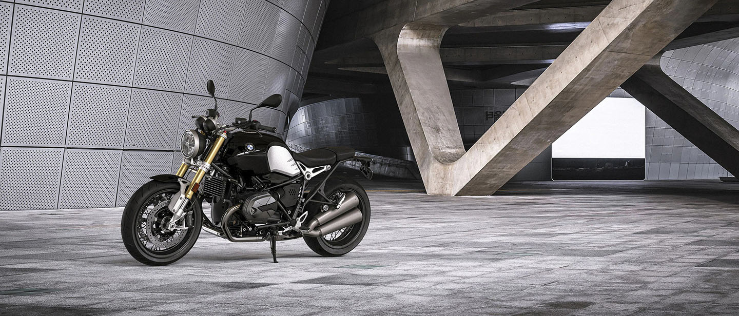 BMW Rninet Lecco Sondrio slide