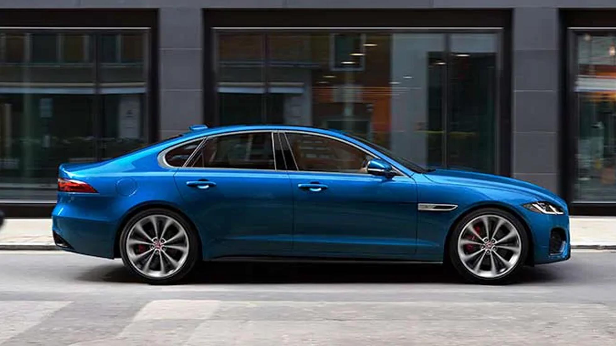 Jaguar Xf Milano esterni 2