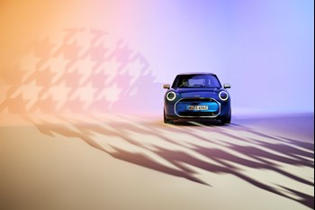 P90518443 Highres Mini Cooper Se 09 20