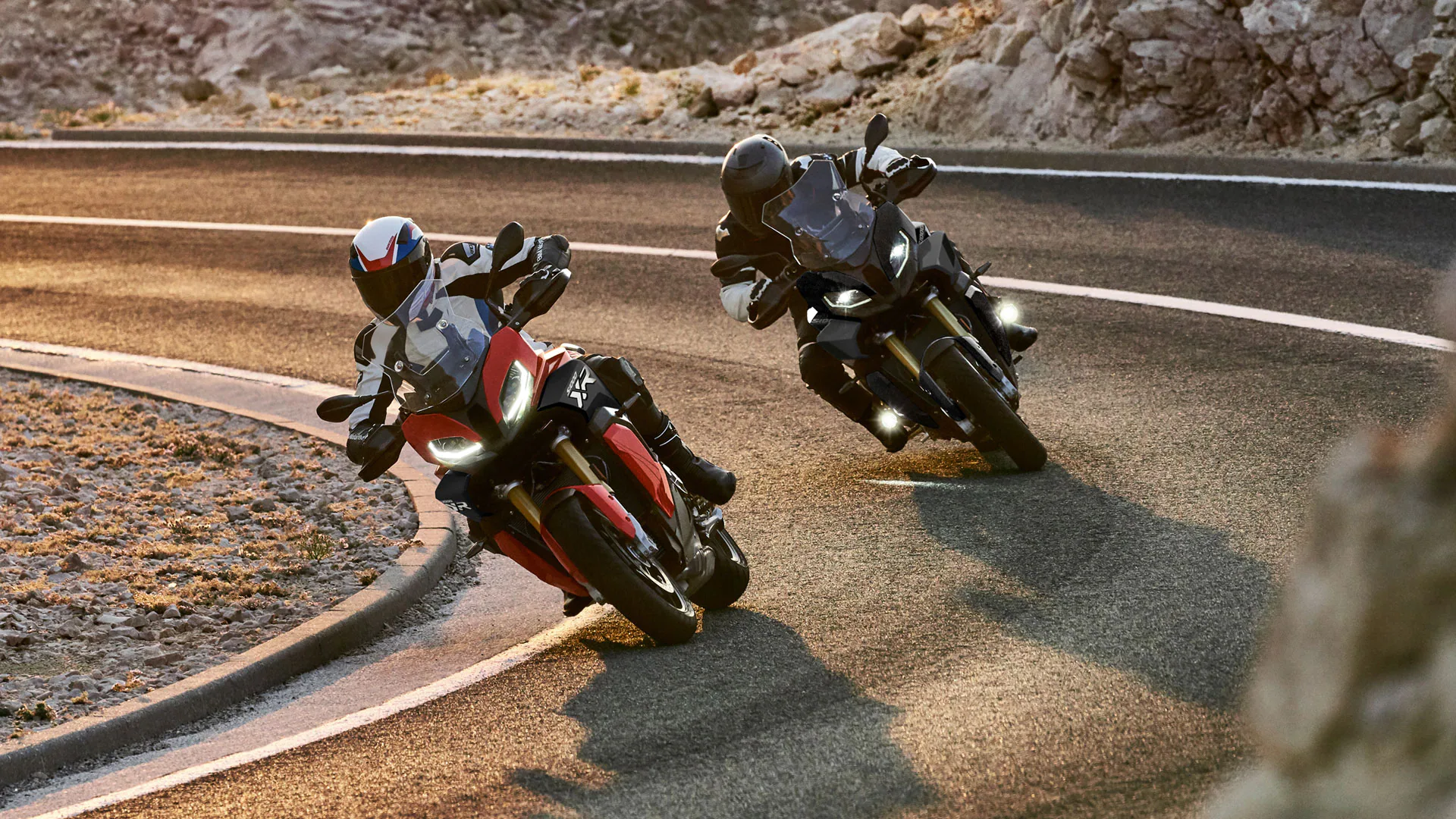 BMW S1000XR Lecco Sondrio esterni