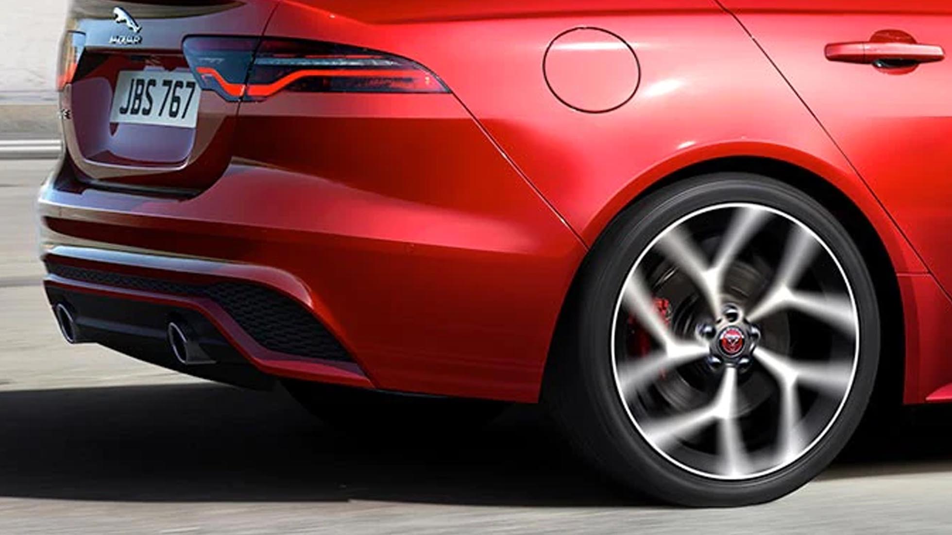 Jaguar Xe Milano dettaglio 2