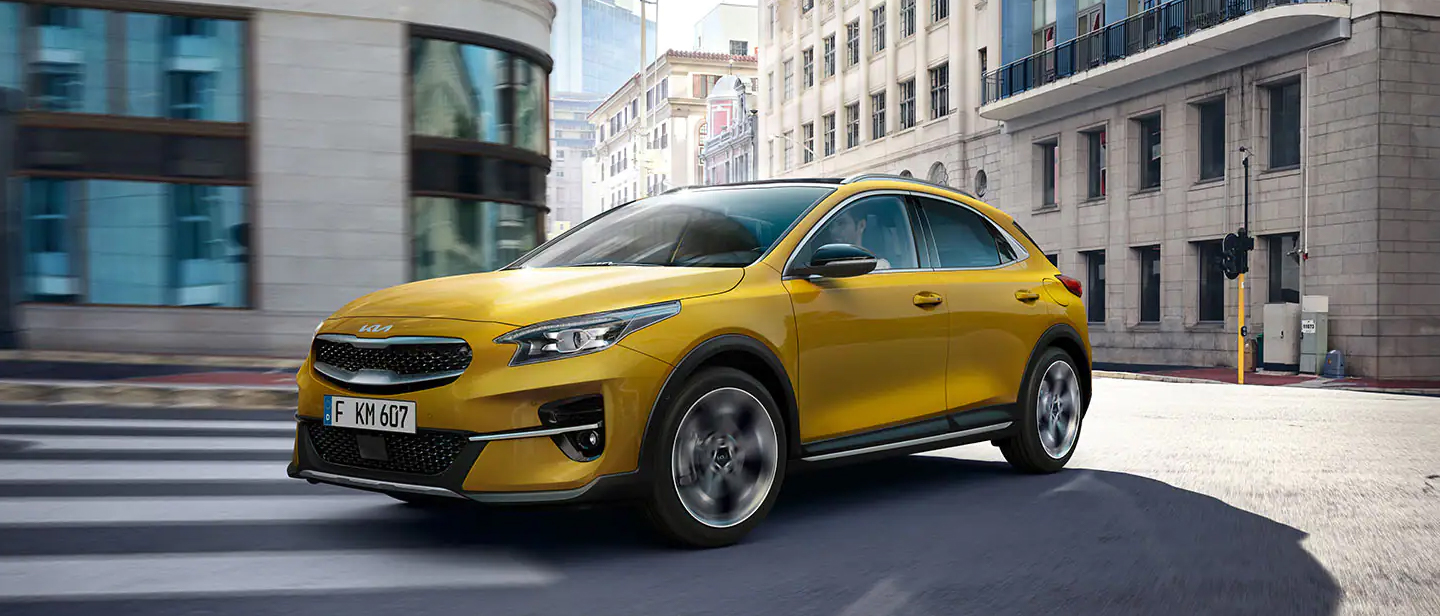 Kia Xceed promozione Milano slide
