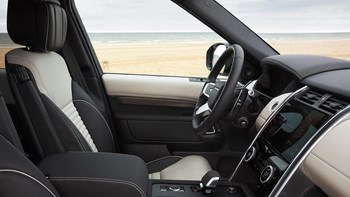 Land Rover Discovery Milano Lecco Bergamo gallery 5