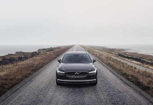Volvo V90 Cross Country Monza e Brianza esterni (1)