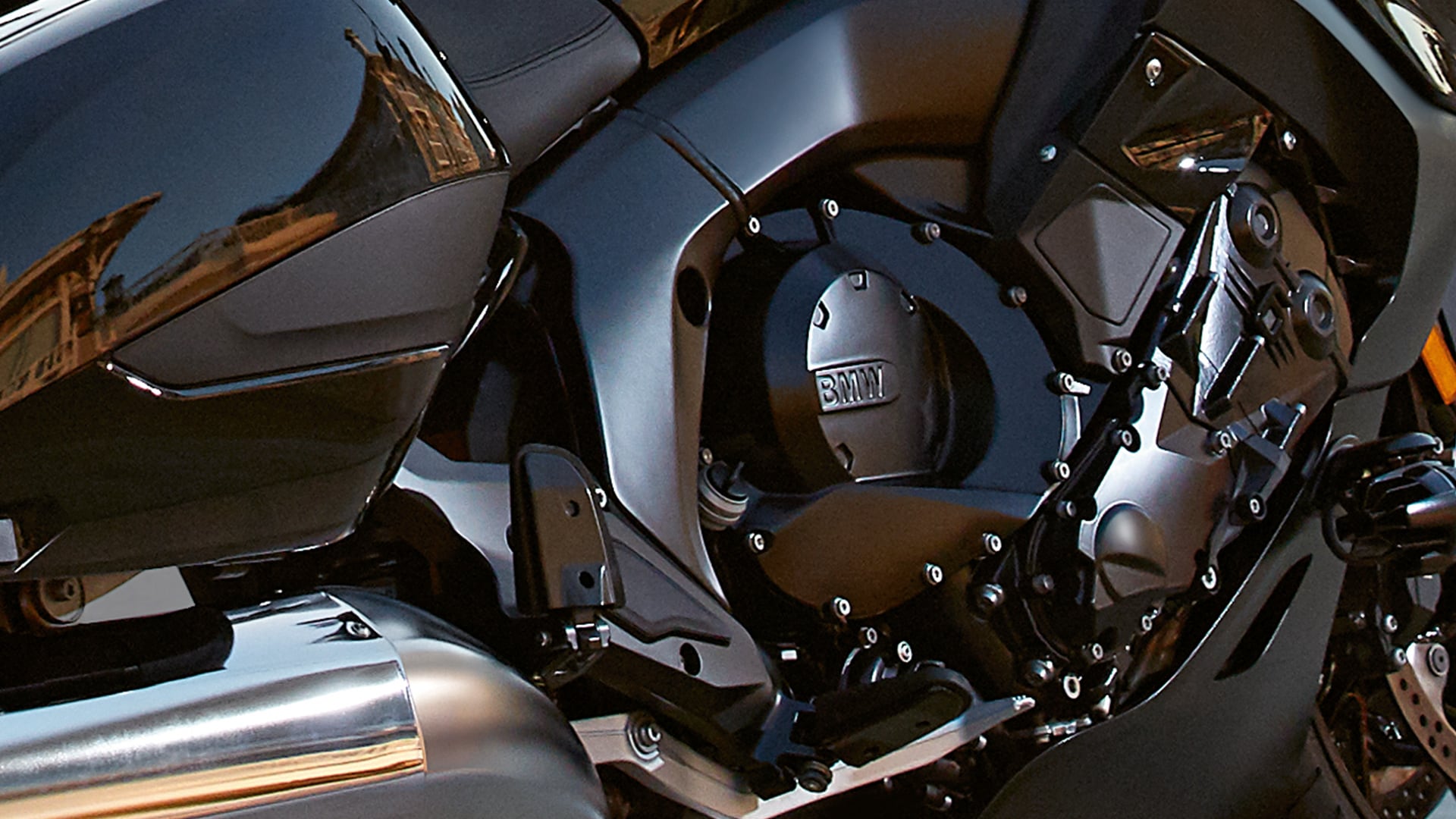 BMW K1600B Lecco Sondrio motore