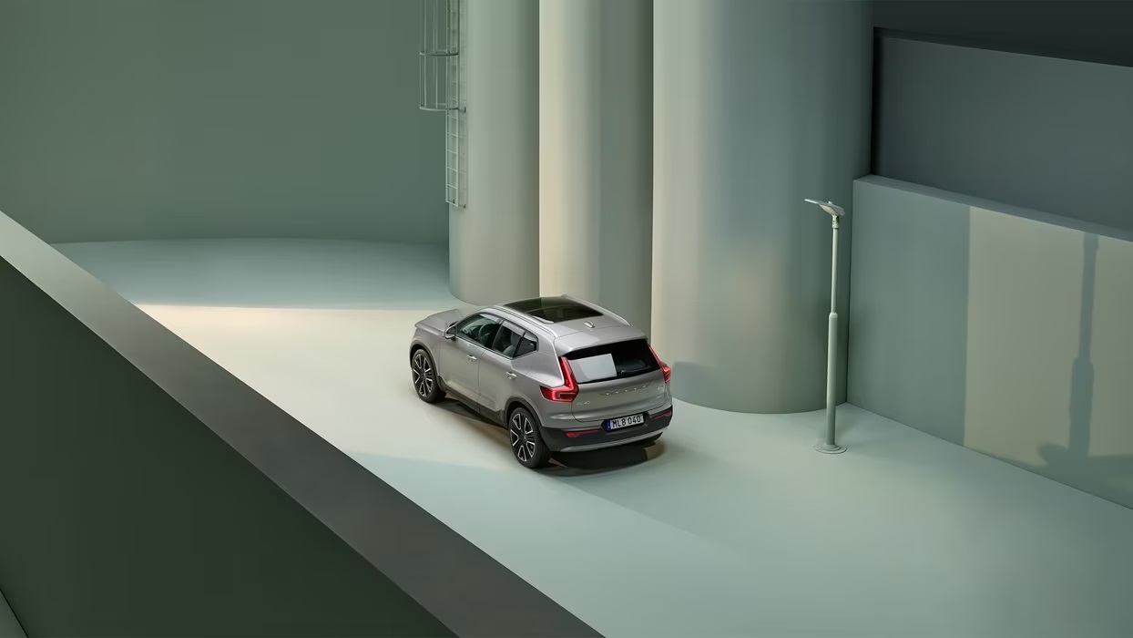 VOLVO XC40 NOLEGGIO PRIVATI