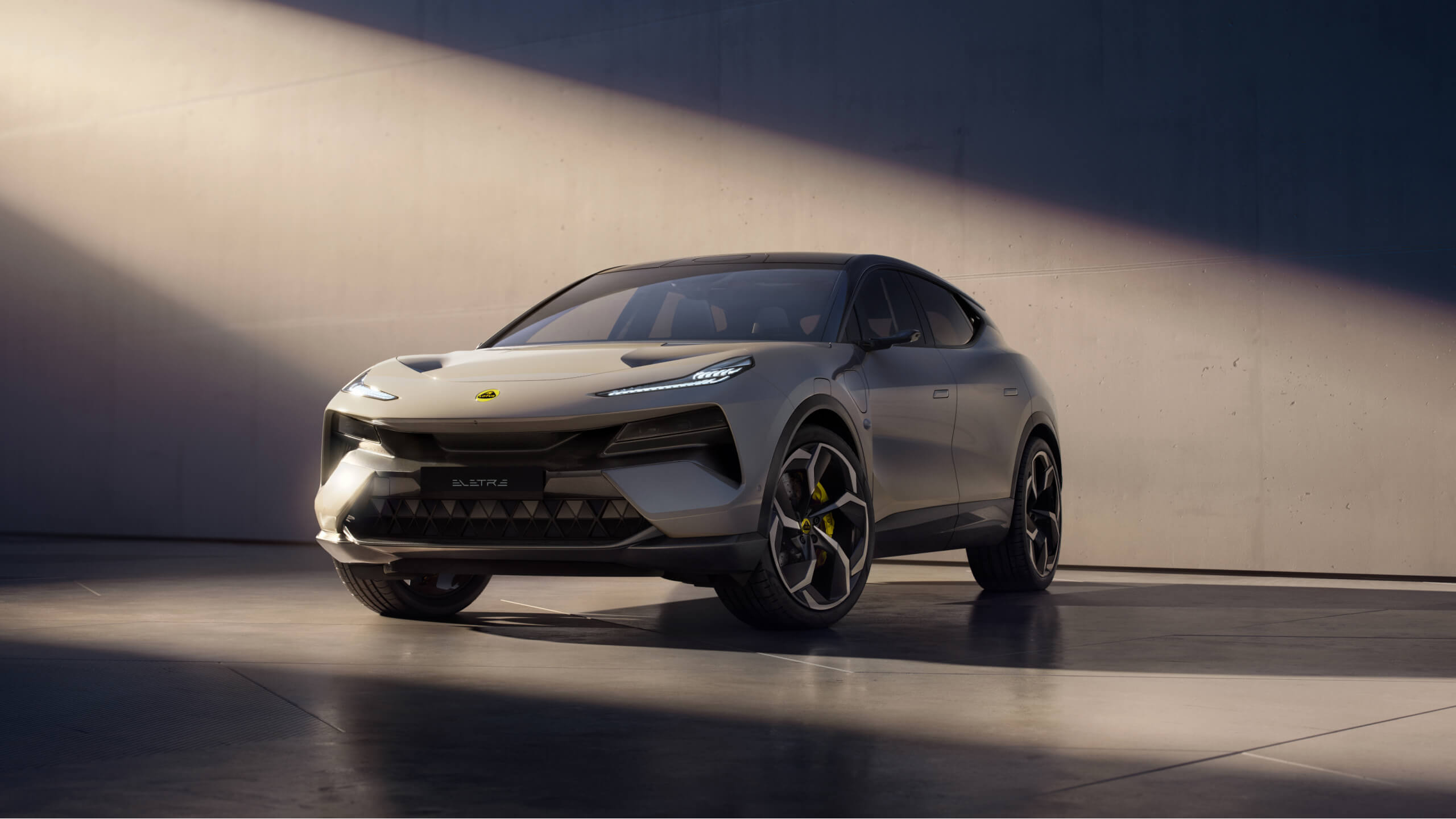 2 Exterior P000198 S002 Eletre PA Ext F34 Comp02 RE Finalart LOTUS Desktop