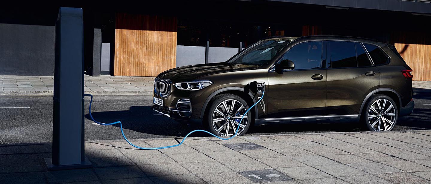 BMW X5 Plug In Hybrid Bergamo Lecco Sondrio slide