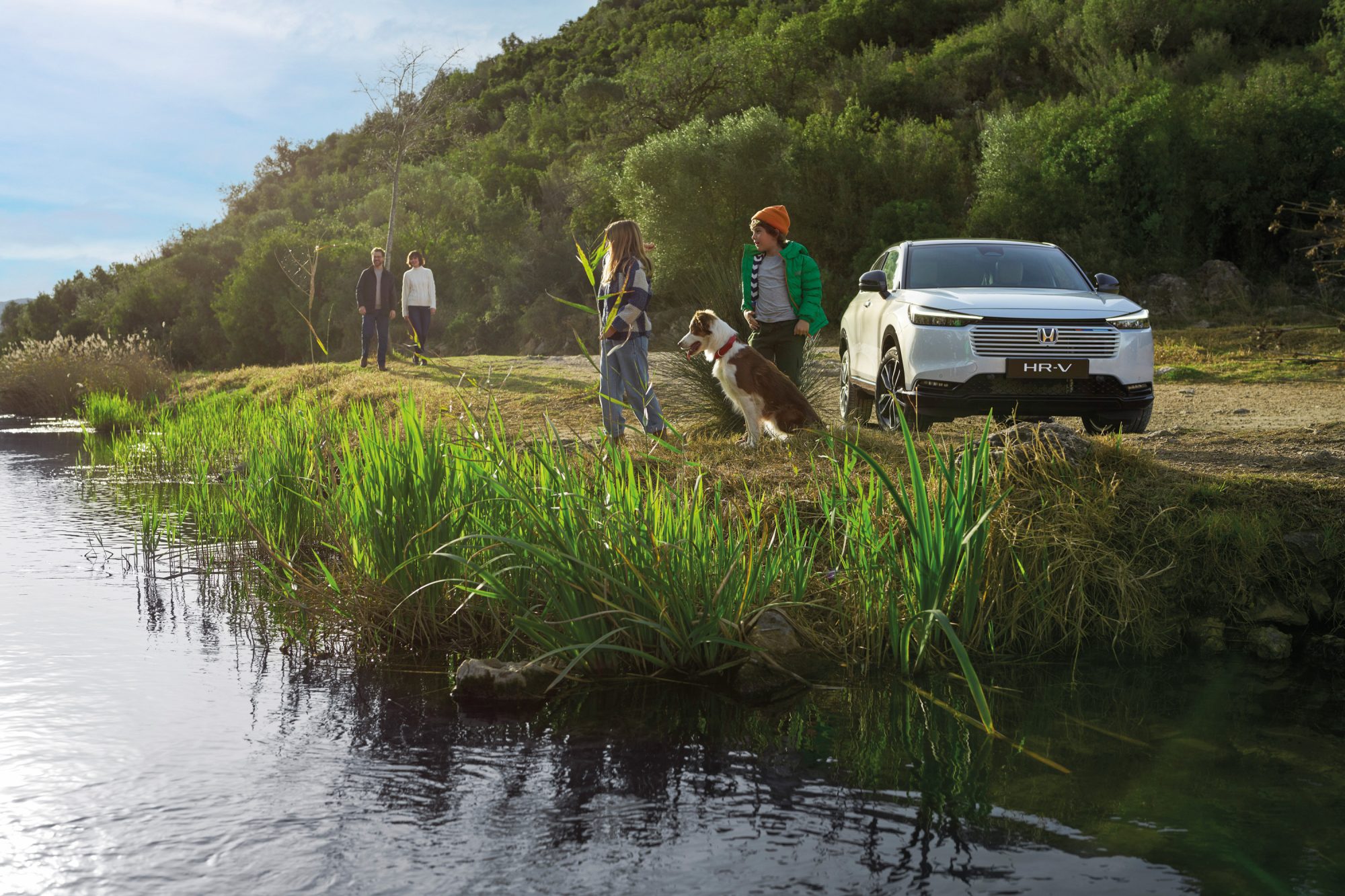 25YM HRV Advancestyleplus Front Right Withtalent Static KG CMYK 2000X1333