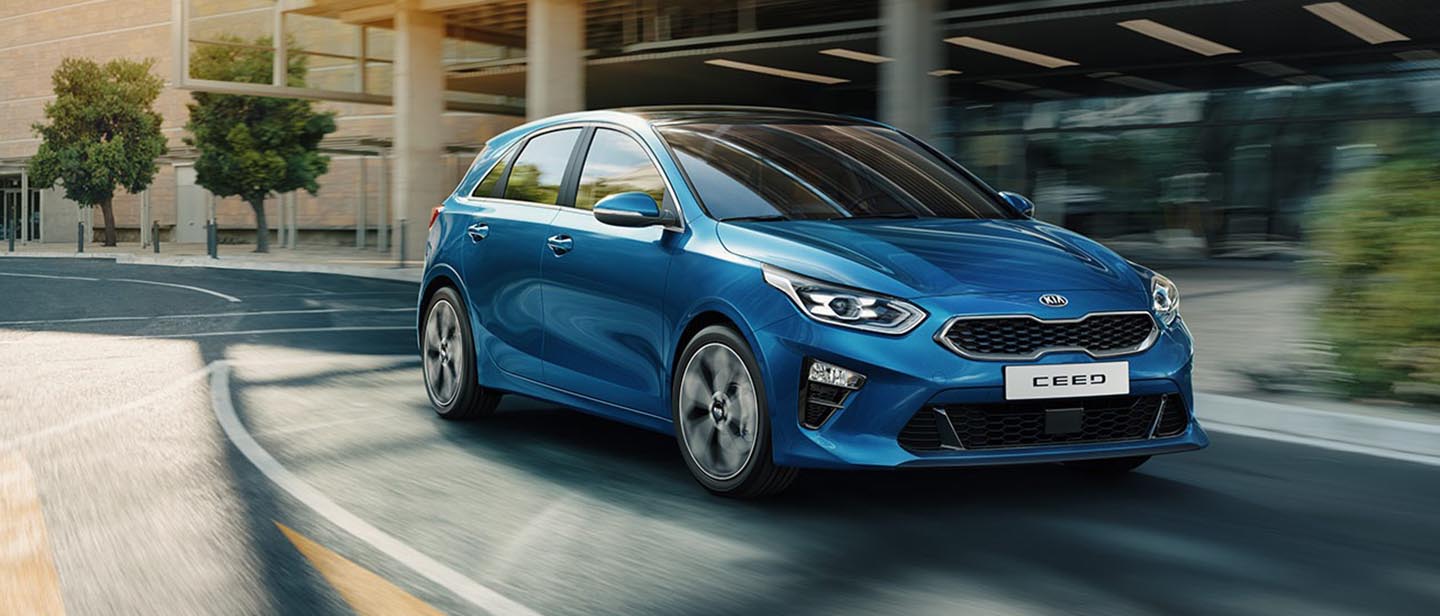 Kia Ceed Milano slide